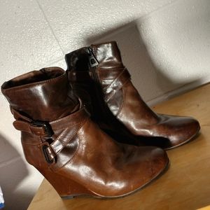 Women's RUDSAK leather high heels booties in overall good condition